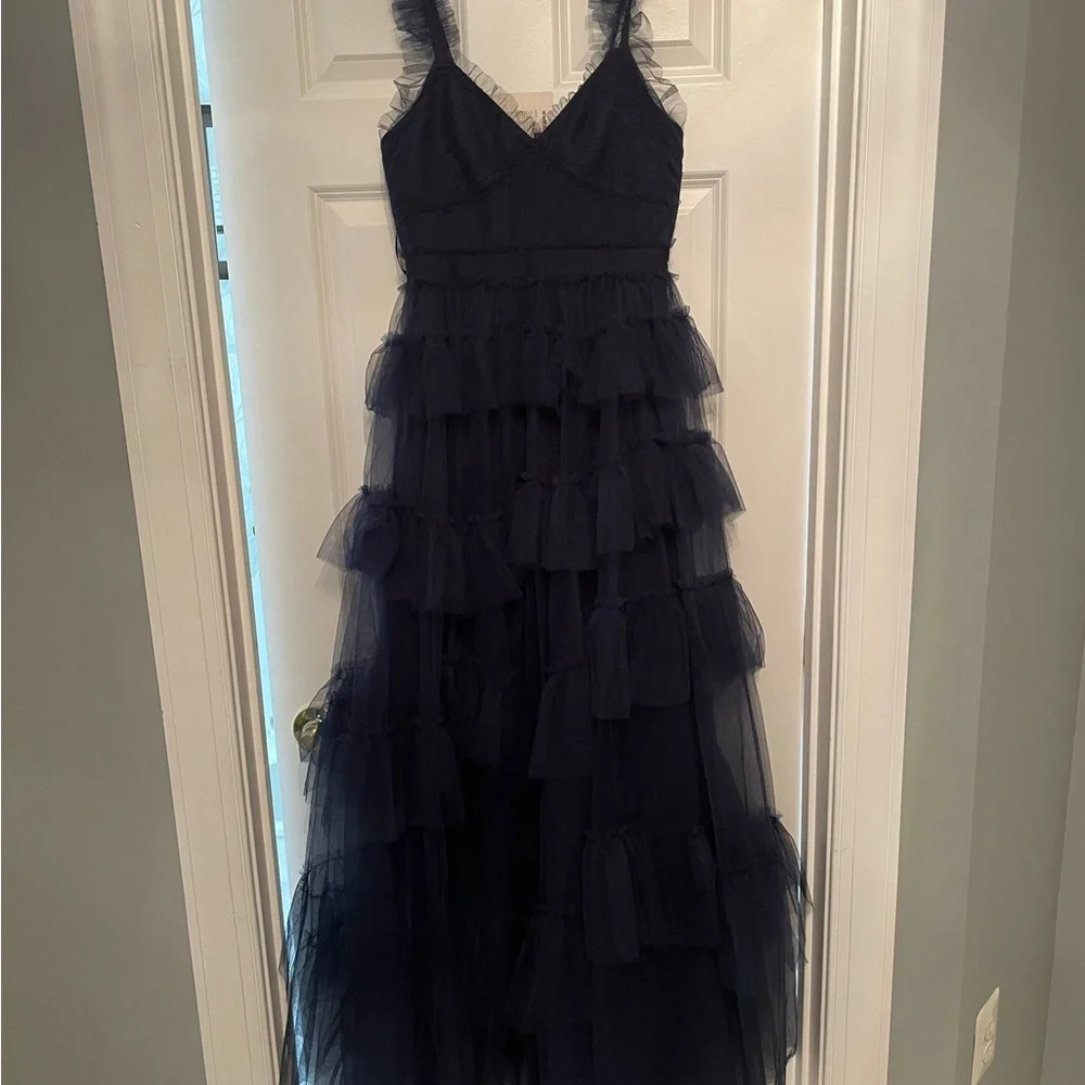 BCBG Size 0. Used only one day for a few hours - Picture 5 of 8